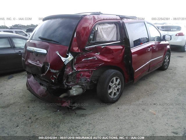 2A8HR54X39R629390 - 2009 CHRYSLER TOWN & COUNTRY TOURING MAROON photo 4