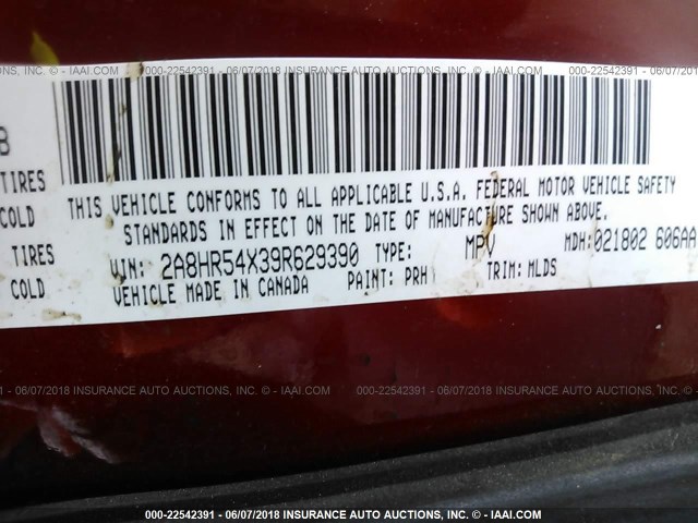 2A8HR54X39R629390 - 2009 CHRYSLER TOWN & COUNTRY TOURING MAROON photo 9
