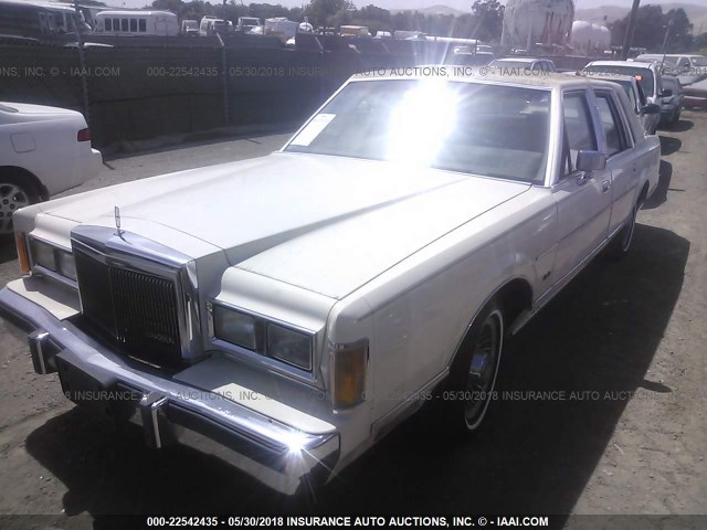 1LNBM81F6KY707649 - 1989 LINCOLN TOWN CAR CREAM photo 2