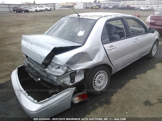 JA3AJ26E73U109972 - 2003 MITSUBISHI LANCER ES SILVER photo 4