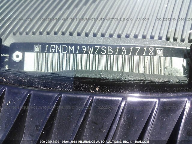 1GNDM19W7SB131718 - 1995 CHEVROLET ASTRO SILVER photo 9