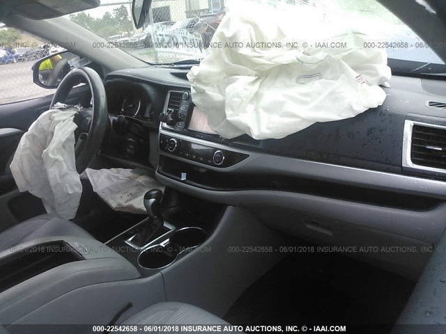 5TDBKRFHXES070629 - 2014 TOYOTA HIGHLANDER LE/LE PLUS 蓝色 照片 5