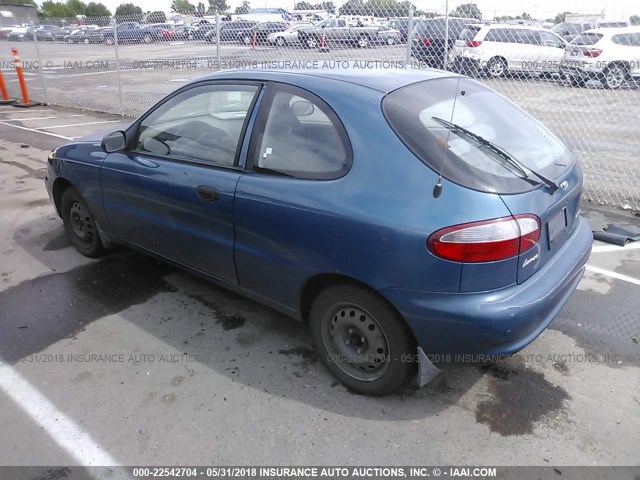 KLATA2261YB482914 - 2000 DAEWOO LANOS S BLUE photo 3