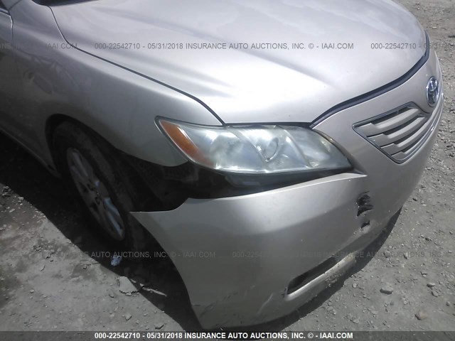 4T1BE46K59U848306 - 2009 TOYOTA CAMRY SE/LE/XLE ოქროსფერი ფოტო 6