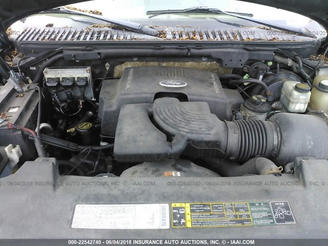 1FMFU16L73LA93152 - 2003 FORD EXPEDITION XLT შავი ფოტო 10