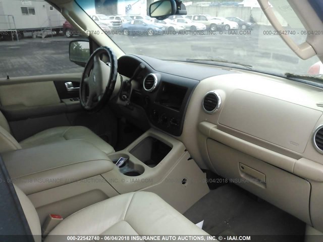 1FMFU16L73LA93152 - 2003 FORD EXPEDITION XLT შავი ფოტო 5