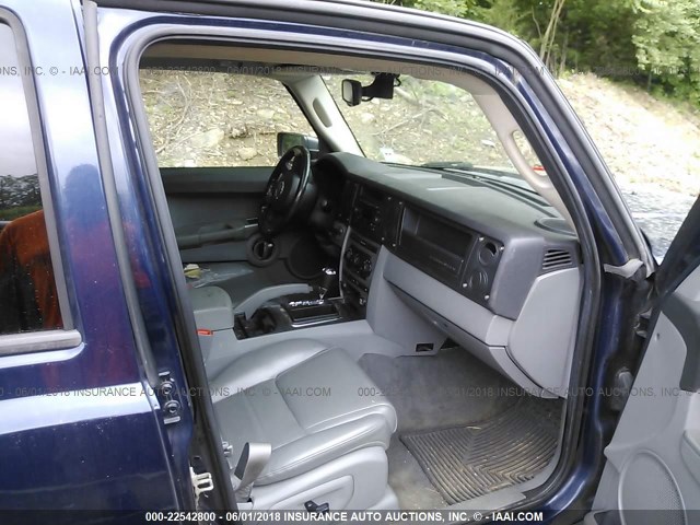1J8HG48K36C123397 - 2006 JEEP COMMANDER BLUE photo 5