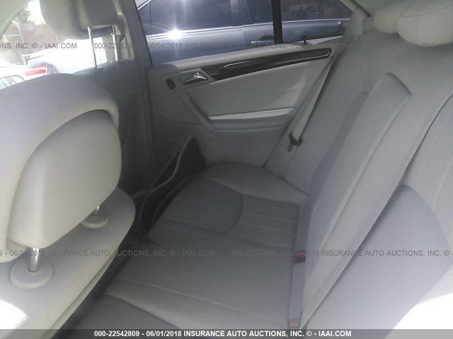 WDBRF54H07A925352 - 2007 MERCEDES-BENZ C 280 WHITE photo 8