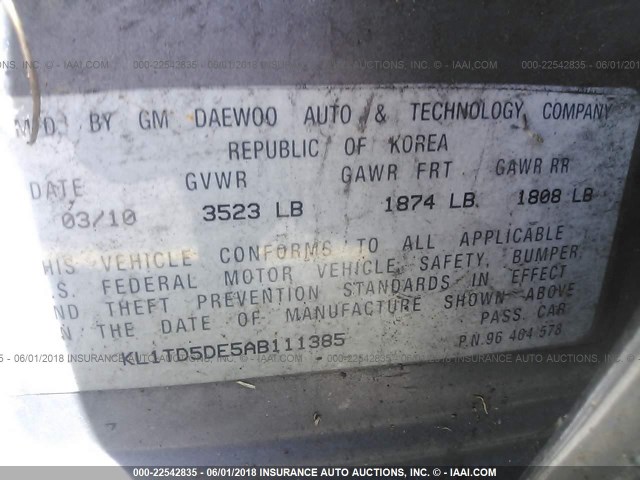 KL1TD5DE5AB111385 - 2010 CHEVROLET AVEO LS/LT 灰色 照片 9