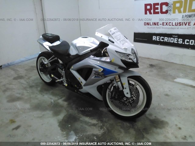 JS1GN7EA382111629 - 2008 SUZUKI GSX-R600 WHITE photo 1