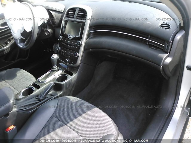 1G11C5SL0FF171846 - 2015 CHEVROLET MALIBU 1LT 银色 照片 5