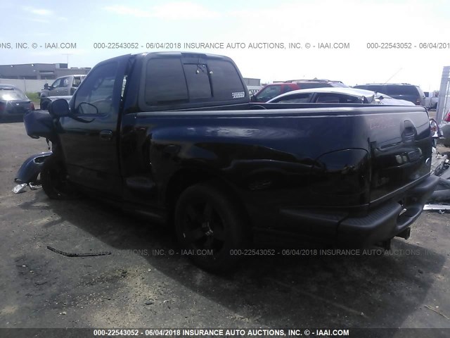 2FTZF07302CA86279 - 2002 FORD F150 SVT LIGHTNING BLACK photo 3