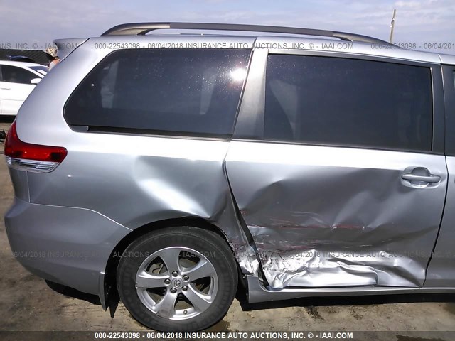 5TDKK3DCXDS342700 - 2013 TOYOTA SIENNA LE SILVER photo 6