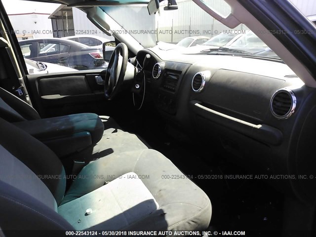 1FMRU15W03LA25980 - 2003 FORD EXPEDITION XLT 灰色 照片 5