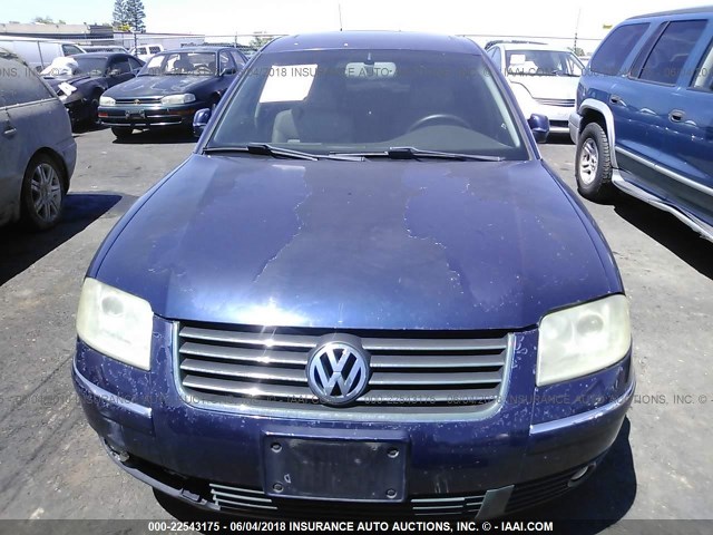 WVWRH63B52P010937 - 2002 VOLKSWAGEN PASSAT GLX 蓝色 照片 6