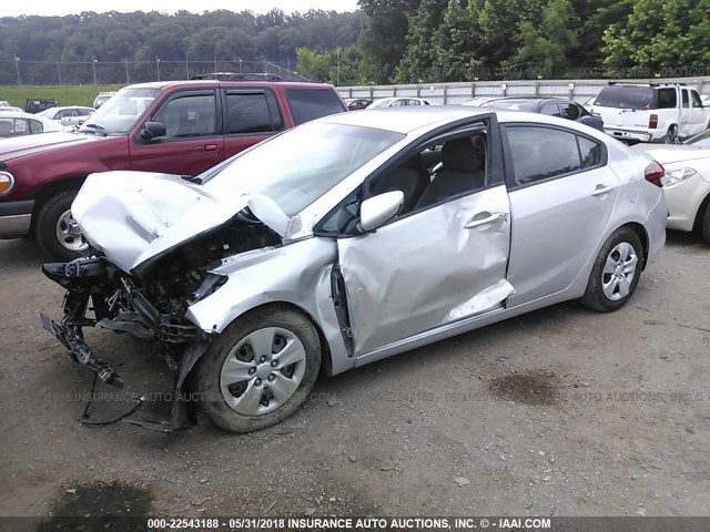 3KPFK4A72HE097759 - 2017 KIA FORTE LX SILVER photo 2