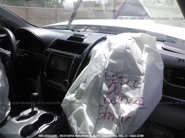 4T1BD1FK1DU093181 - 2013 TOYOTA CAMRY HYBRID/LE/XLE 灰色 照片 5