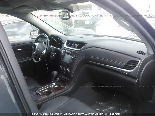 1GNKRHKD5EJ237671 - 2014 CHEVROLET TRAVERSE LT GRAY photo 5