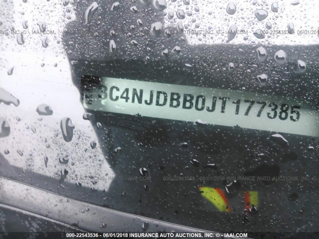 3C4NJDBB0JT177385 - 2018 JEEP COMPASS LATITUDE 黑色 照片 9