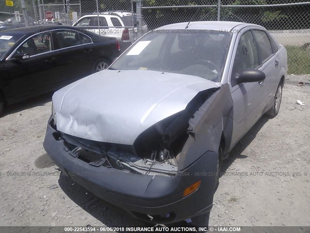 1FAFP34N37W114956 - 2007 FORD FOCUS ZX4/S/SE/SES 银色 照片 6