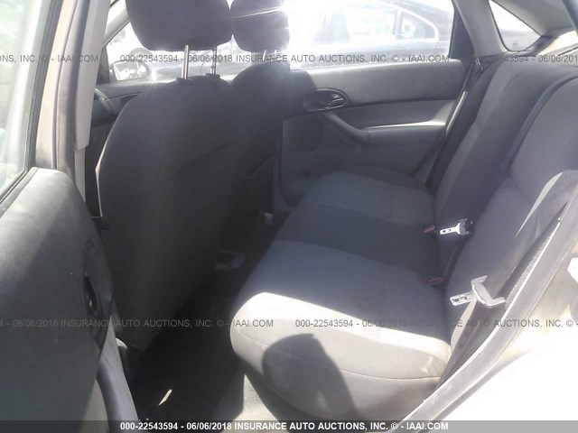 1FAFP34N37W114956 - 2007 FORD FOCUS ZX4/S/SE/SES 银色 照片 8
