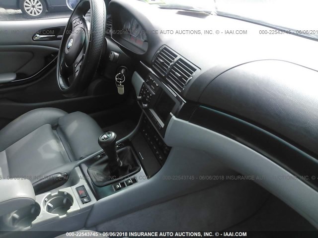 WBSBR93401EX21000 - 2001 BMW M3 CI SILVER photo 5