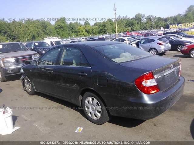 4T1BE32K92U625336 - 2002 TOYOTA CAMRY LE/XLE/SE მწვანე ფოტო 3