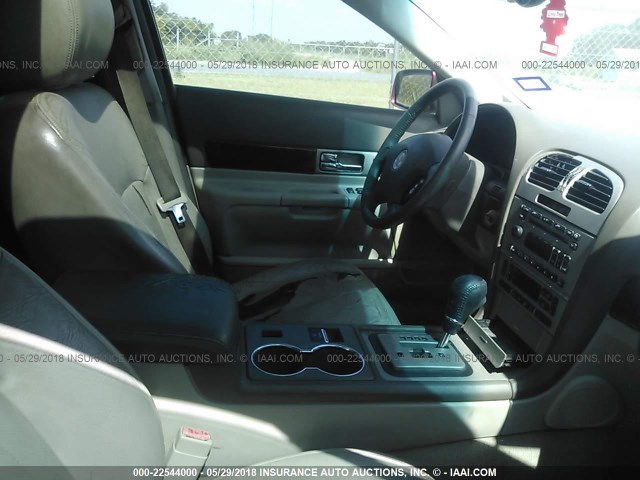 1LNHM87A74Y642934 - 2004 LINCOLN LS 栗色 照片 5