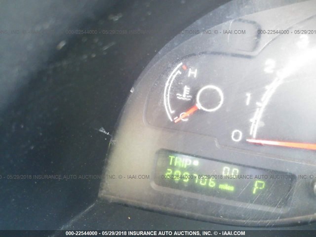 1LNHM87A74Y642934 - 2004 LINCOLN LS 栗色 照片 7