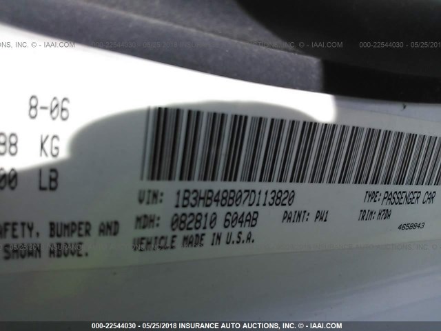 1B3HB48B07D113820 - 2007 DODGE CALIBER SXT WHITE photo 9