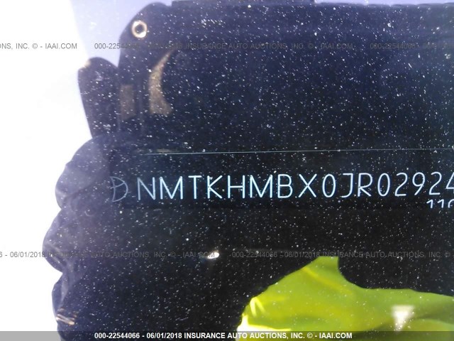 NMTKHMBX0JR029241 - 2018 TOYOTA C-HR XLE/XLE PREMIUM SILVER photo 9