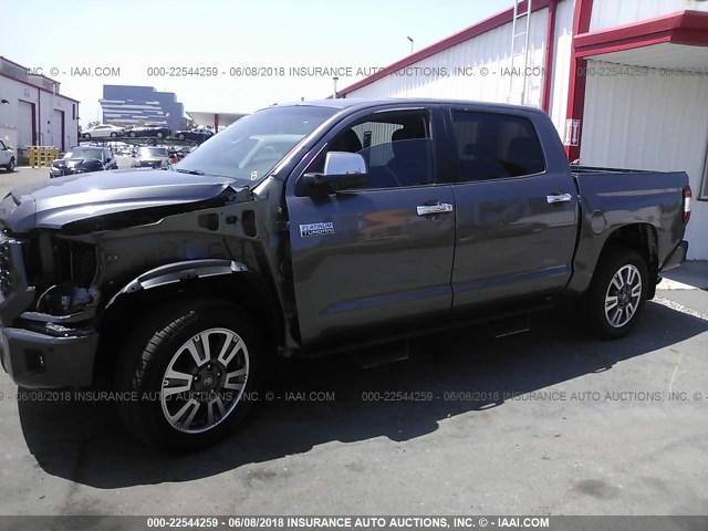 5TFAY5F1XJX689807 - 2018 TOYOTA TUNDRA CREWMAX 1794/PLATINUM GRAY photo 6