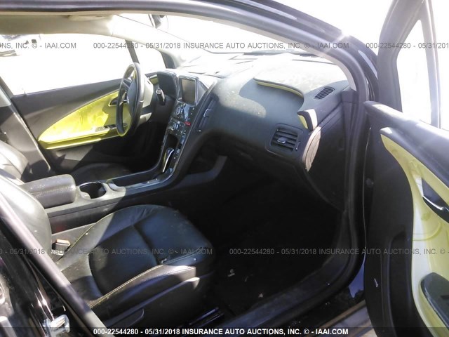 1G1RD6E47CU104940 - 2012 CHEVROLET VOLT BLACK photo 5