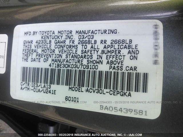 4T1BE30K03U709100 - 2003 TOYOTA CAMRY LE/XLE/SE ნაცრისფერი ფოტო 9