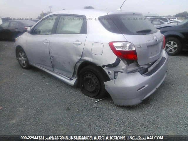 2T1KU40E89C144480 - 2009 TOYOTA COROLLA MATRIX  SILVER photo 3