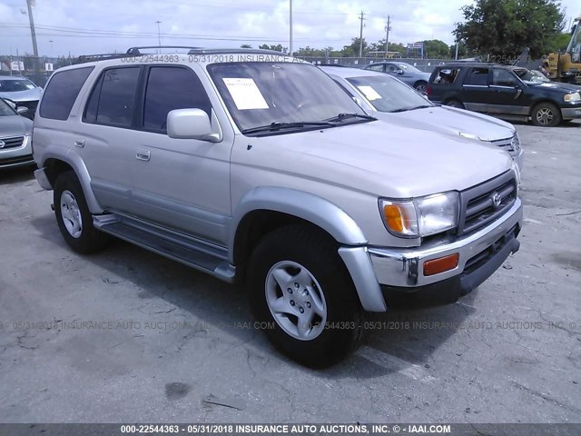JT3GN87R0W0081985 - 1998 TOYOTA 4RUNNER LIMITED SILVER photo 1