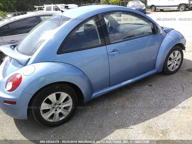 3VWPG3AG8AM002212 - 2010 VOLKSWAGEN NEW BEETLE 蓝色 照片 4