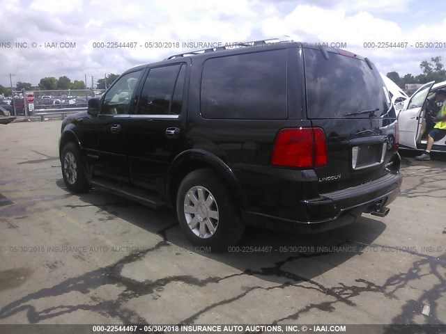 5LMFU28R44LJ29367 - 2004 LINCOLN NAVIGATOR BLACK photo 3