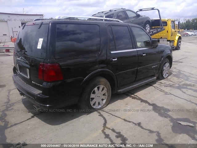 5LMFU28R44LJ29367 - 2004 LINCOLN NAVIGATOR BLACK photo 4