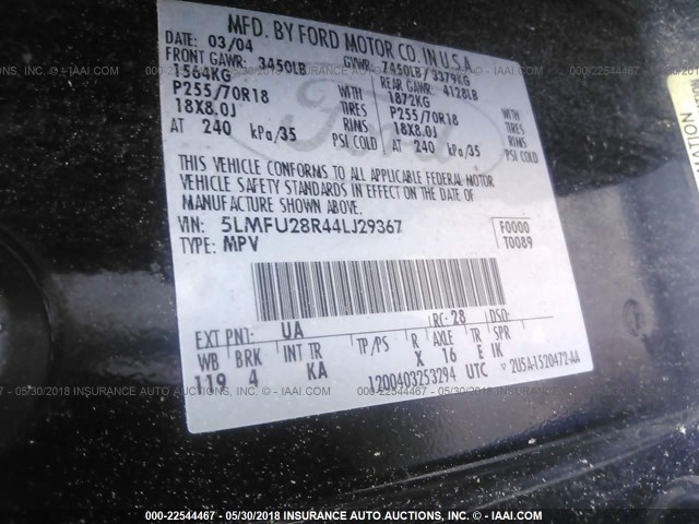 5LMFU28R44LJ29367 - 2004 LINCOLN NAVIGATOR BLACK photo 9