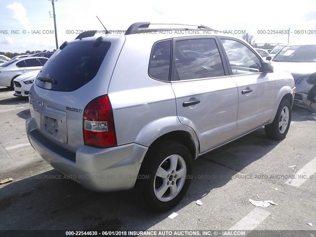 KM8JM12B85U152813 - 2005 HYUNDAI TUCSON GL SILVER photo 4