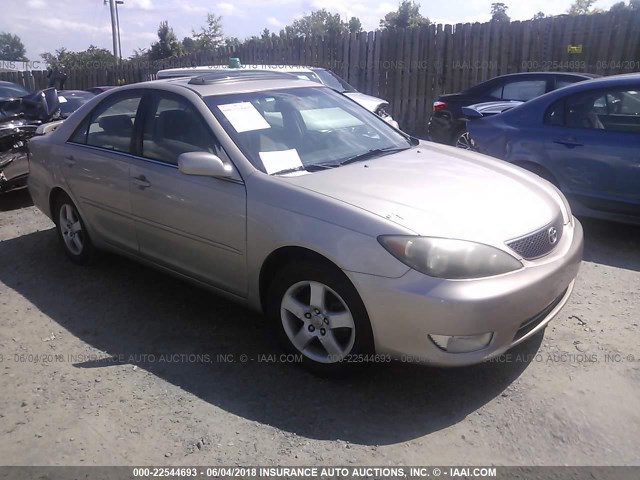 4T1BE32K25U023964 - 2005 TOYOTA CAMRY LE/XLE/SE ოქროსფერი ფოტო 1