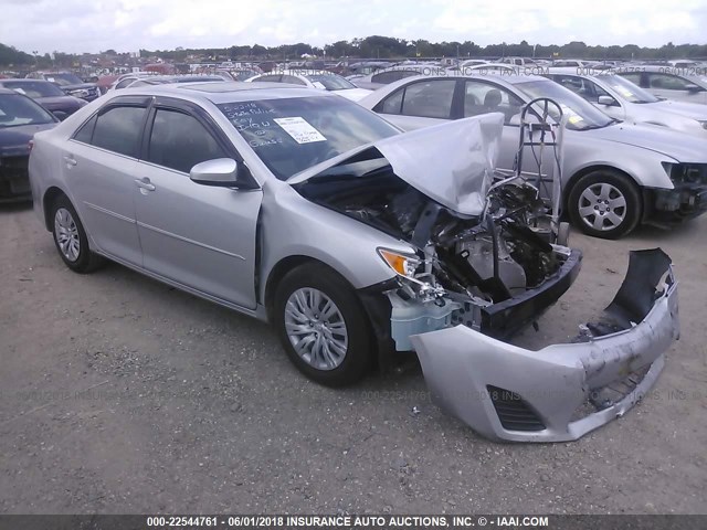 4T4BF1FK0CR187437 - 2012 TOYOTA CAMRY SE/LE/XLE ვერცხლისფერი ფოტო 1
