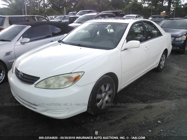 4T1BE32K52U501032 - 2002 TOYOTA CAMRY LE/XLE/SE თეთრი ფოტო 2