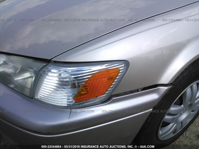 JT2BG22K9Y0396996 - 2000 TOYOTA CAMRY CE/LE/XLE ოქროსფერი ფოტო 6