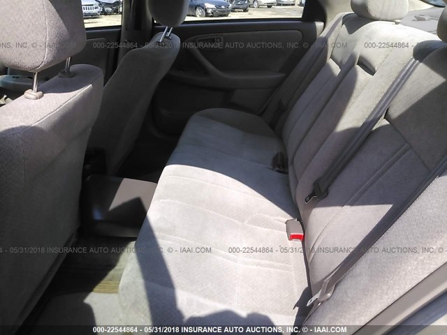JT2BG22K9Y0396996 - 2000 TOYOTA CAMRY CE/LE/XLE ოქროსფერი ფოტო 8