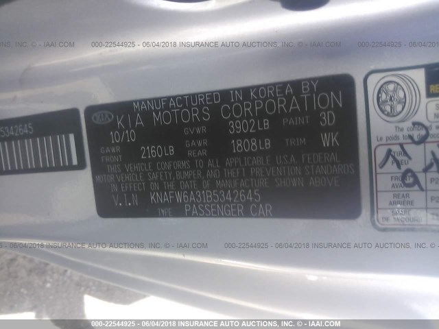 KNAFW6A31B5342645 - 2011 KIA FORTE SX SILVER photo 9