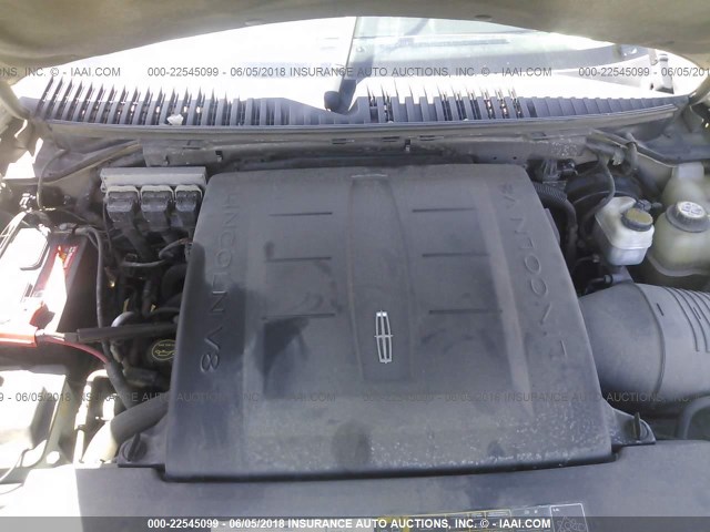 5LMFU28536LJ27643 - 2006 LINCOLN NAVIGATOR 金色 照片 10