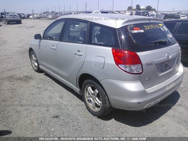 2T1KR32E14C241764 - 2004 TOYOTA COROLLA MATRIX XR GRAY photo 3