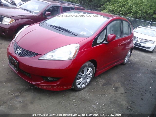 JHMGE8G52BS009191 - 2011 HONDA FIT SPORT RED photo 2